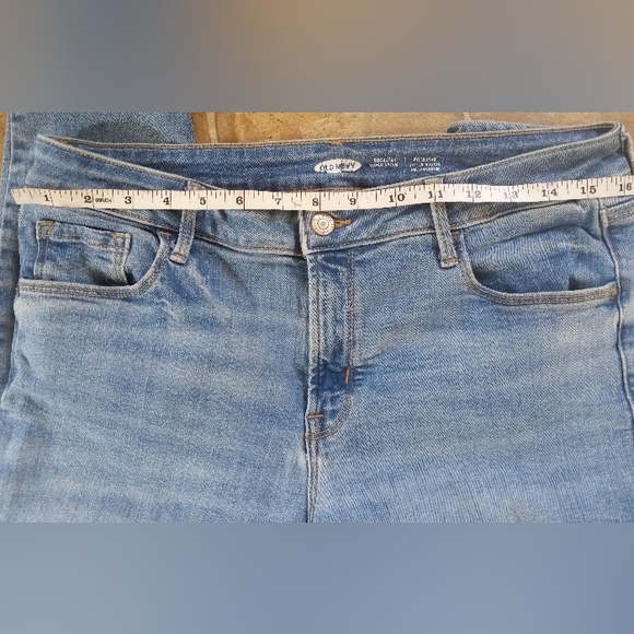 Old Navy Jeans - Picture 3 of 4